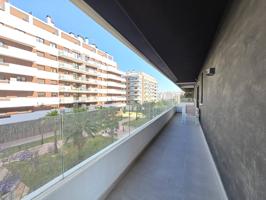 Fabuloso apartamento de 3 dormitorios en venta en Parque Central, Estepona. Málaga photo 0