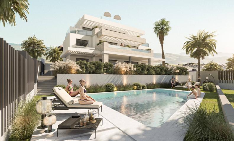 Elegante Apartamento en Planta Baja con 2 Terrazas a 220 metros de la Playa en venta en Estepona photo 0