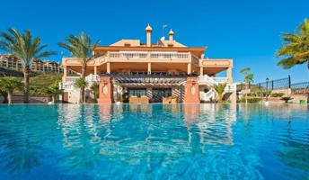 Majestuosa Villa de Lujo con vistas Panorámicas en venta en La Cala de Mijas. Málaga photo 0