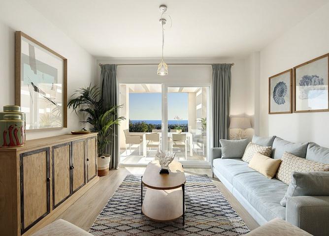 Elegante Apartamento con Orientación Este en Nueva Andalucía, Marbella photo 0