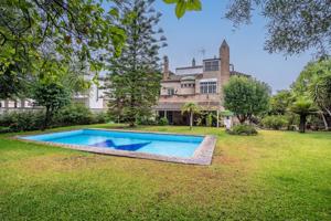 Exclusiva casa en venta en Simón Verde, Mairena del Aljarafe – Un oasis de tranquilidad y confort photo 0