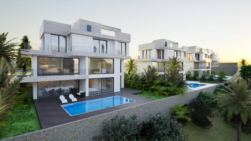 Exclusiva Villa de Lujo en venta en la Costa del Sol: Elegancia, Privacidad y Vistas Incomparables photo 0