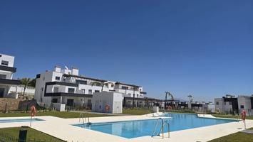 Apartamento en venta en Valle Romano Golf, Estepona photo 0