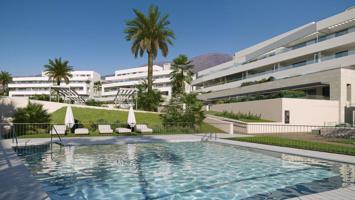 Inmueble exclusivo en venta en Estepona cerca del mar con piscina, gimnasio y seguridad 24h photo 0