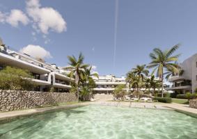 Residencia Moderna en venta en Estepona con Garaje, Trastero y Amenities de Resort photo 0