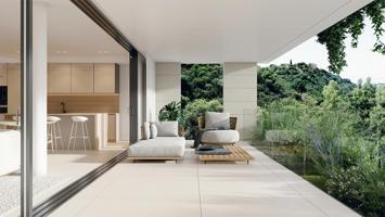 Ático de lujo con piscina privada en solárium en venta en Elviria-Cabopino, Marbella photo 0