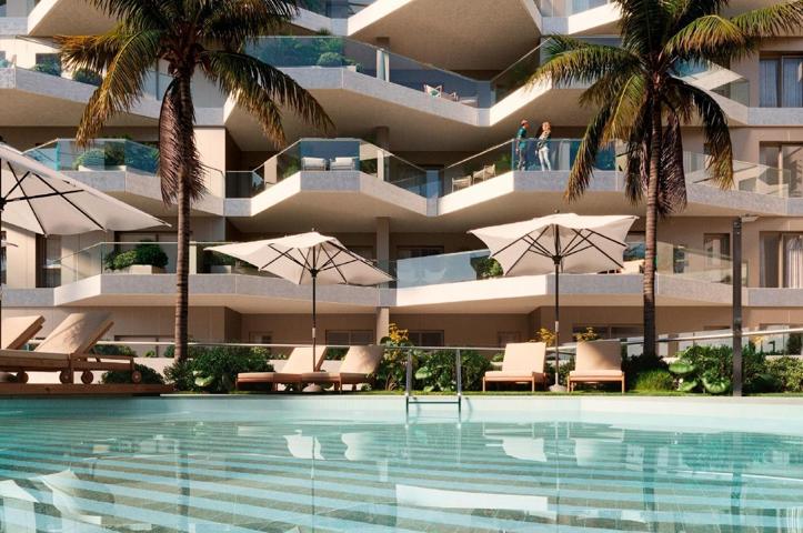 Residencia de alto standing cerca de la playa y campos de golf en venta en Mijas photo 0