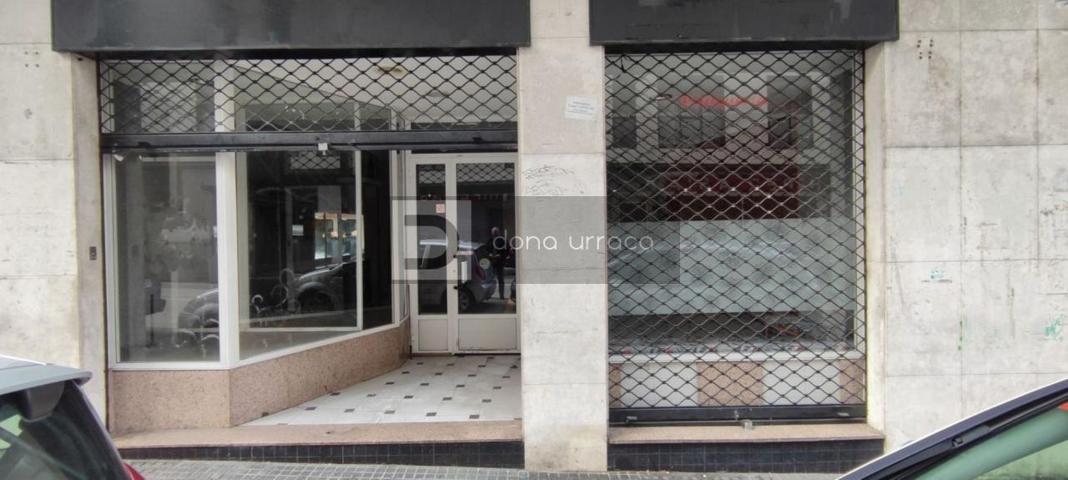 Alquiler de Local en avenida de Portugal photo 0