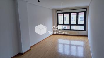 Piso en venta en Langreo de 103 m2 photo 0