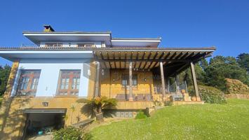 Casa - Chalet en venta en Gijón de 696 m2 photo 0