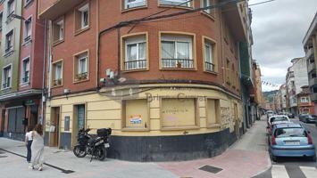 Local en venta en Langreo de 102 m2 photo 0