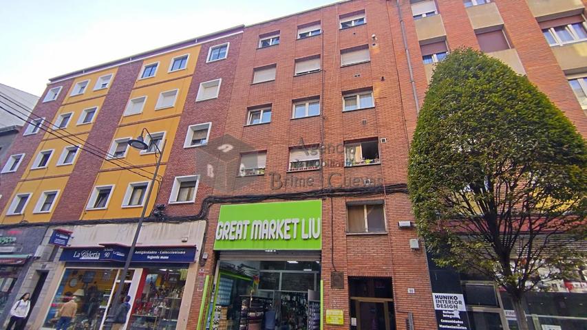 Piso en venta en Gijón de 72 m2 photo 0
