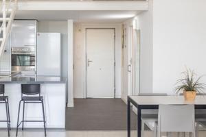 ¡Tu Nuevo Refugio de Lujo en Valencia! Estrena Este Espectacular Loft Dúplex Hoy photo 0