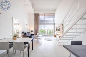 ¡Tu Nuevo Refugio de Lujo en Valencia! Estrena Este Espectacular Loft Dúplex Hoy photo 0