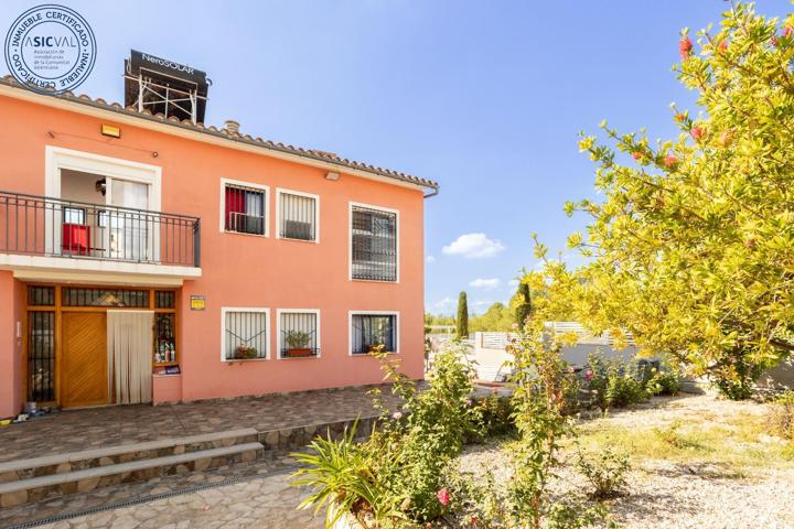 ¡Bienvenidos al CHALET de tus SUEÑOS en la urbanización MASÍA GAETA! photo 0