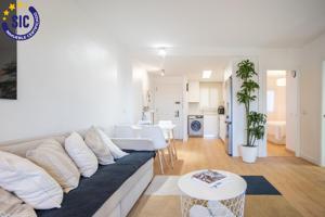 🌅TU REFUGIO FRENTE AL MAR – APARTAMENTO EN LA POBLA DE FARNALS, A UN PASO DE VALENCIA photo 0