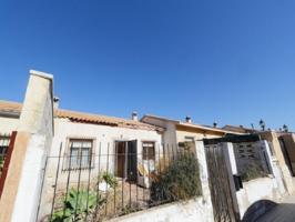 VIVIENDA ADOSADA EN EL CARRIL. BUSOT photo 0