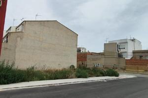 Terreno urbano en venta en Carlet. SIN COMISIÓN INMOBILIARIA. photo 0