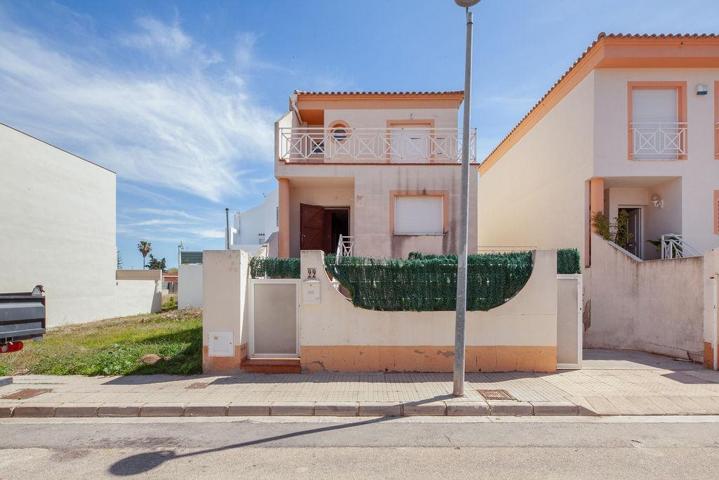 ¡¡OPORTUNIDAD!! CHALET ADOSADO EN GANDIA photo 0