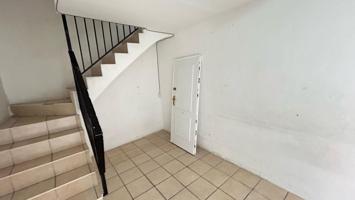 CASA EN VENTA EN PUEBLO OLIVA.Haga su oferta se estudiará¡¡ photo 0