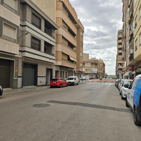 Vivienda en venta en c. Santa Rosalía, Novelda, Alicante photo 0