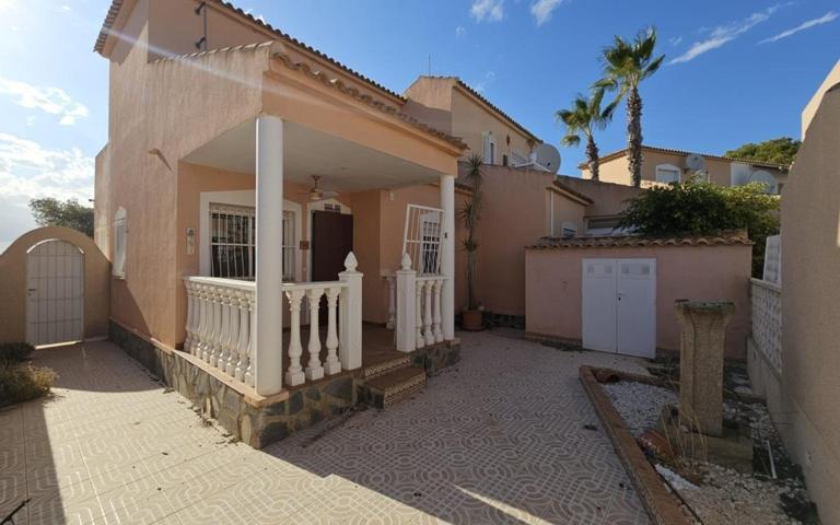 CHALET ADOSADO EN ROJALES - ALICANTE photo 0