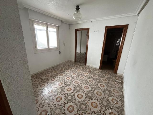 PISO EN SUBASTA EN ELDA, ALICANTE photo 0