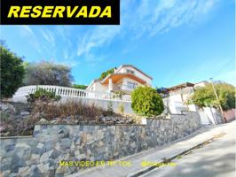 GRAN CASA DE 265 M2, Y DEL 2001. EN CAN BARRI photo 0