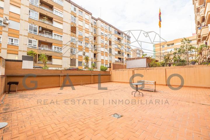 VENTA DE PISO CON TERRAZA EN CAMPANAR photo 0