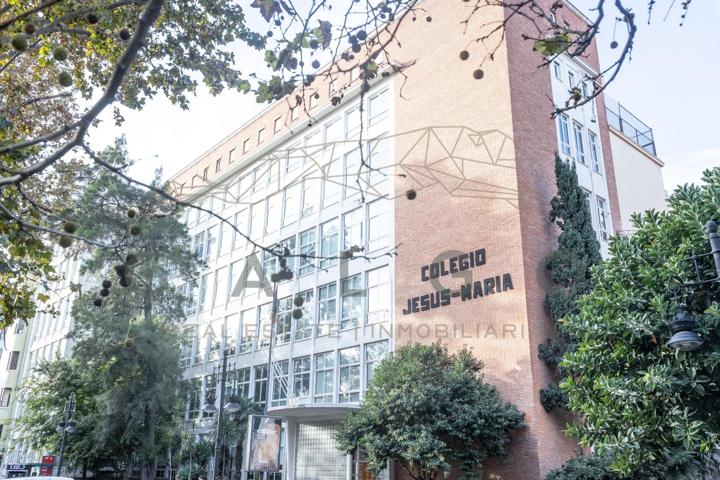 PISO EN VENTA EN BOTÁNICO photo 0