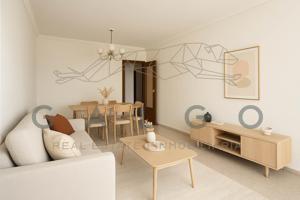 Comprar piso para reformar en Camins al Grau photo 0