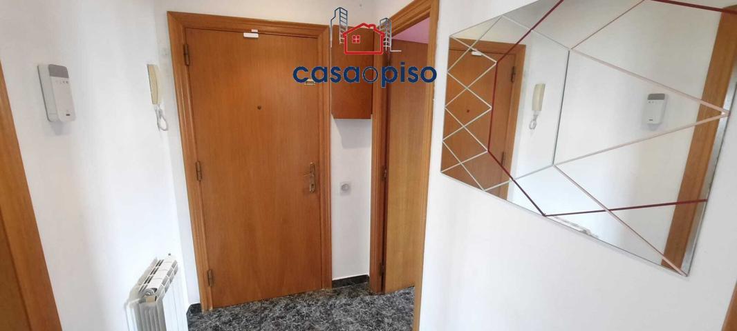 Piso En venta en Terrassa photo 0