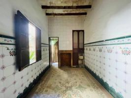 Vendo casa de pueblo para reformar con mucho potencial en Oliva photo 0