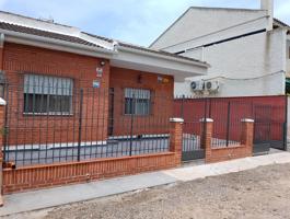 Magnífico chalet en San Pedro del Pinatar, (Lo Pagán) en planta baja, con parcela a tres lados. photo 0