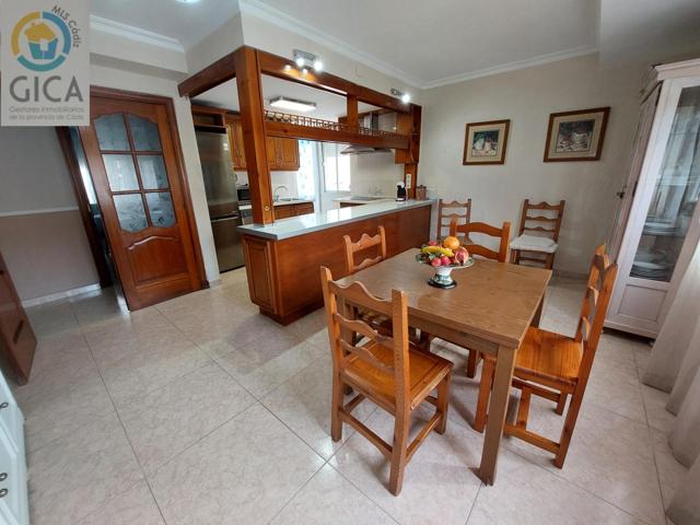 PISO DE 4 DORMITORIOS photo 0