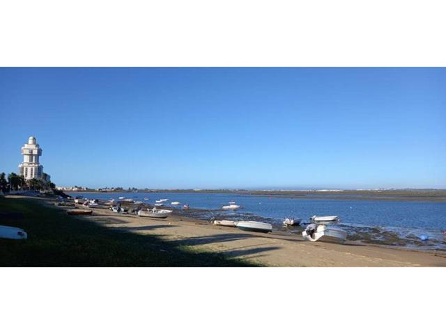 Apartamento en venta en Isla Cristina photo 0