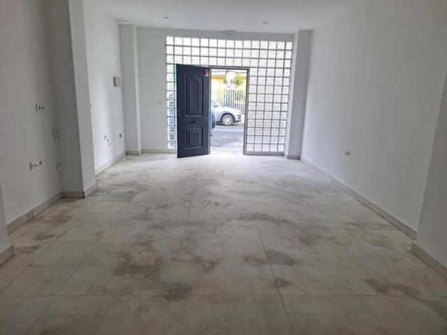 Local en venta en Isla Cristina photo 0