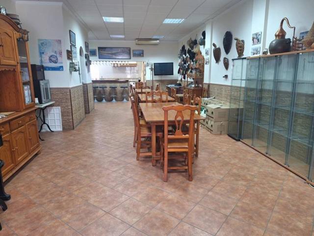 Local en venta en Isla Cristina photo 0