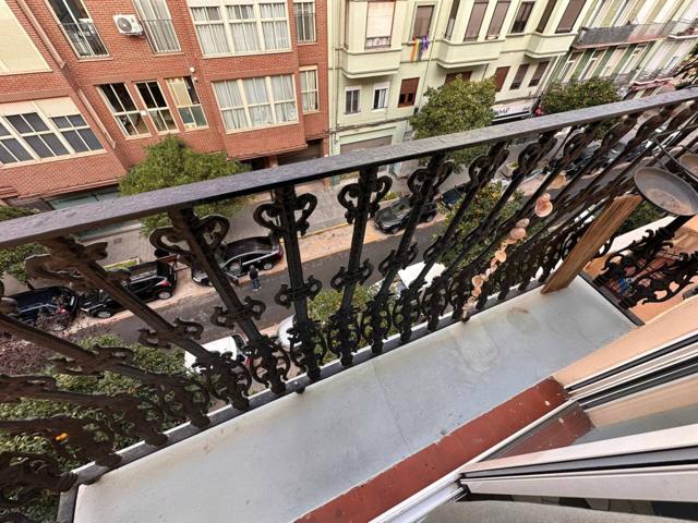 Piso en alquiler en Ruzafa photo 0