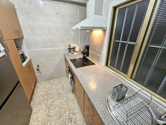 Piso en venta en Romero Ressendi (Cantillana) photo 0