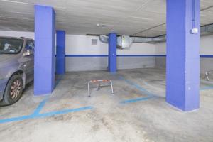 Plaza de parking en Ronda Ibérica photo 0