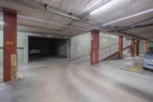 Tu plaza de aparcamiento en el centro: comodidad y ubicación privilegiada photo 0