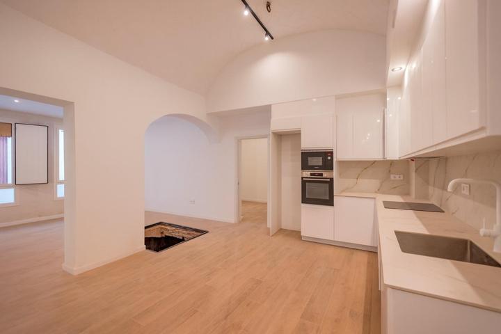 Planta baja en finca señorial con encanto en pleno centro de Vilanova photo 0