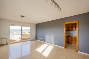 Ático con gran terraza privada en Vilanova i la Geltrú photo 0