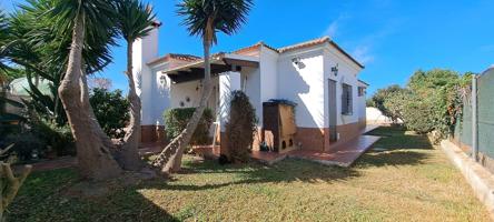 Casa De Campo En venta en Carretera Pinar De Los Franceses, Chiclana De La Frontera photo 0