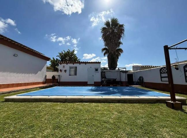 Casa De Campo En venta en Los Gallos, Chiclana De La Frontera photo 0
