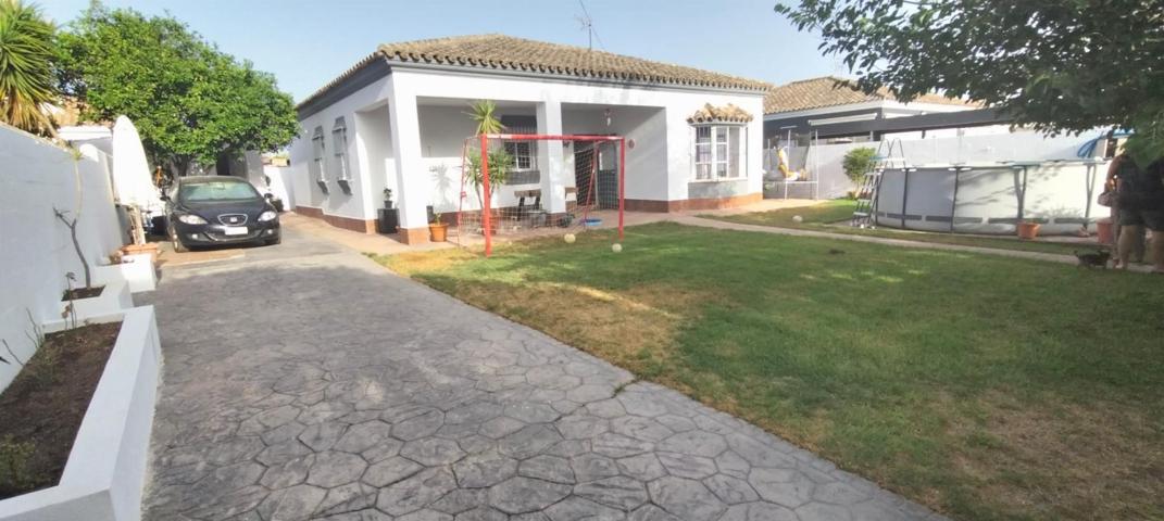 Casa De Campo En venta en Carretera De Fuenteamarga, 10, Fuenteamarga, Chiclana De La Frontera photo 0