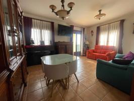 CHALET PAREADO EN ESPIRDO photo 0