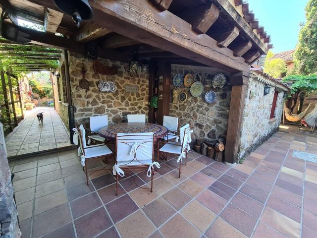 MAGNIFICA CASA DE PIEDRA EN VENTA EN SOTOSALBOS photo 0