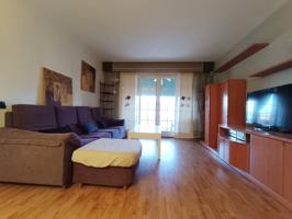 Piso En venta en Lloreda, Badalona photo 0